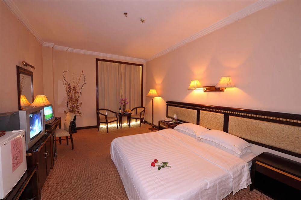 Guilin Zelin Hotel Экстерьер фото